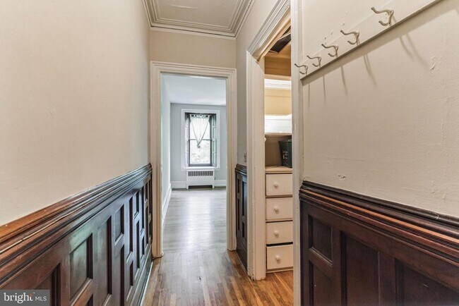 Building Photo - 2008 Spruce St