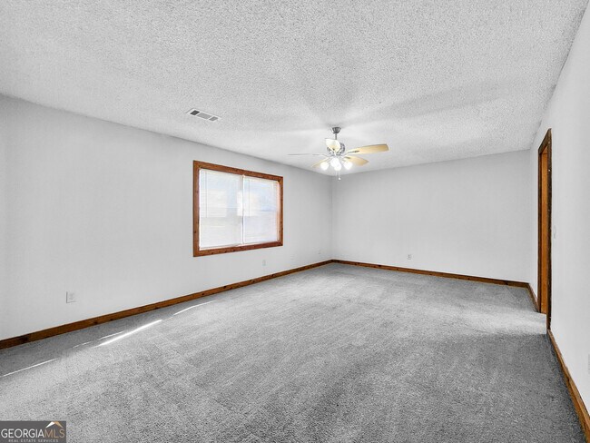 Building Photo - 1552 Golf Link Dr