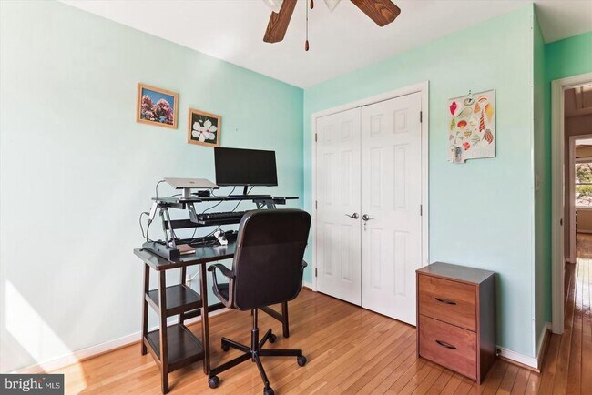 Building Photo - 3814 Woodlawn Ct