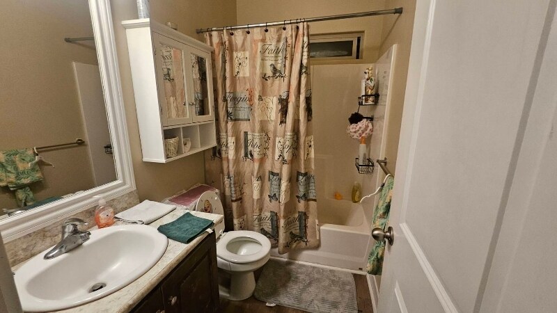 Building Photo - 1676 S 500 W St