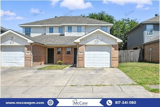 Building Photo - 1321 Village Garden Dr