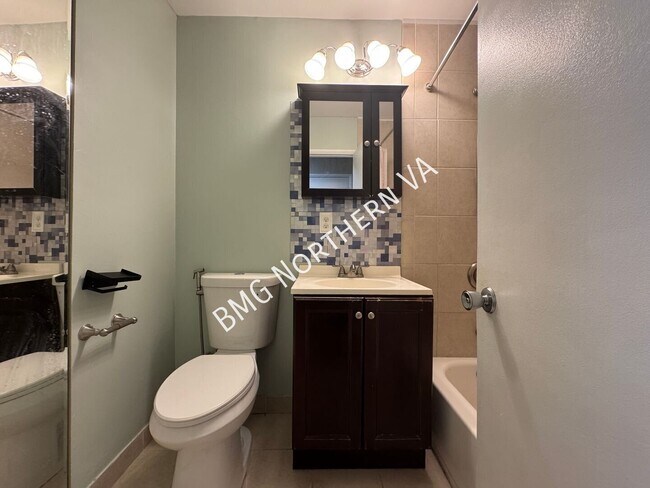 Building Photo - 2177 White Cornus Ln