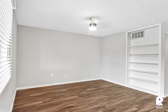 Building Photo - 2606 Wheless Ln