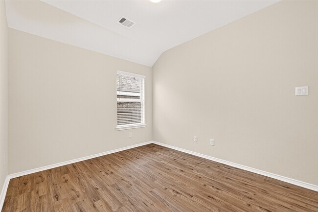 Building Photo - 2754 Little Caney Way