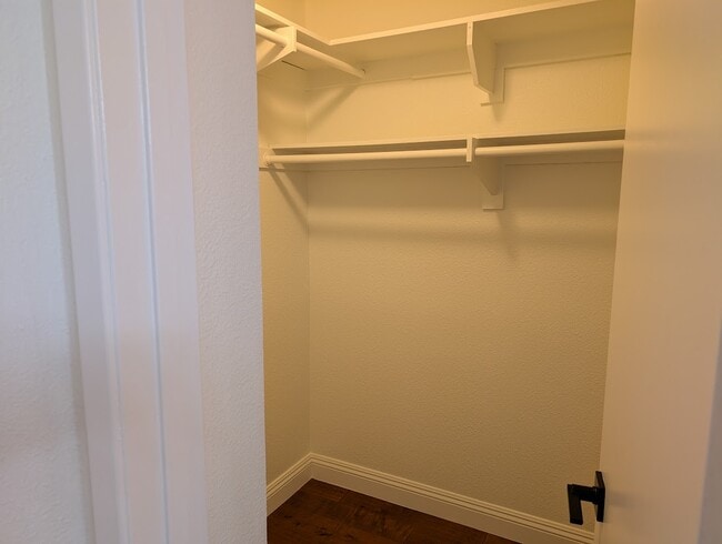 Building Photo - 24153 Del Monte Dr.