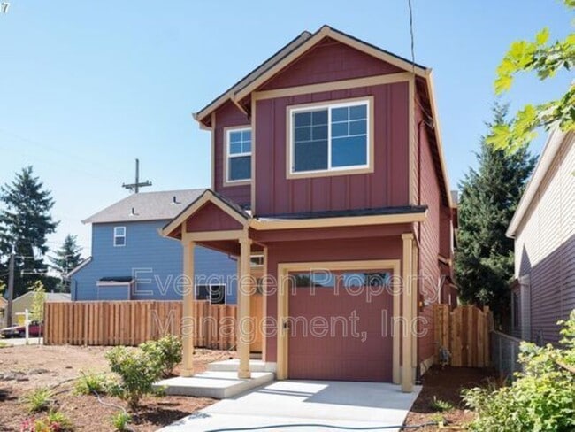 Primary Photo - 7014 N Fessenden St