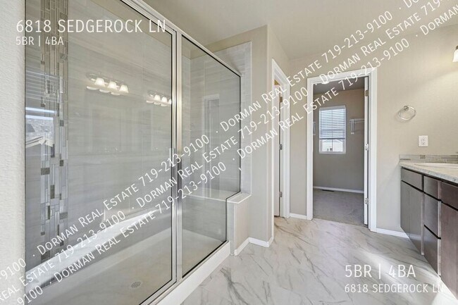 Building Photo - 6818 Sedgerock Ln