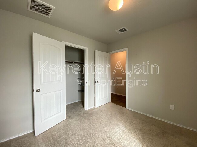 Building Photo - 5708 Shanjia Dr