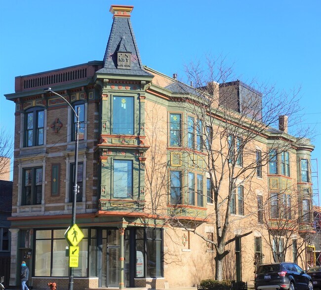 Primary Photo - 2350 W Belle Plaine Ave