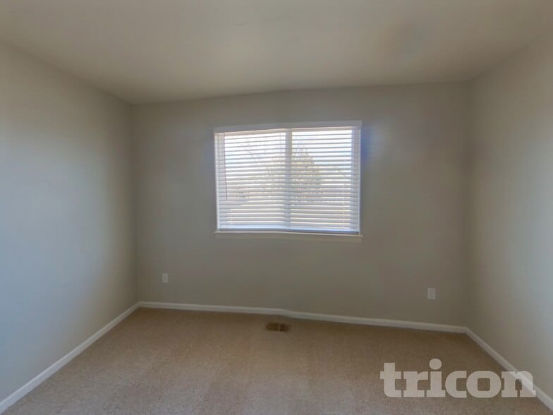 Building Photo - 1508 Ponderosa Dr