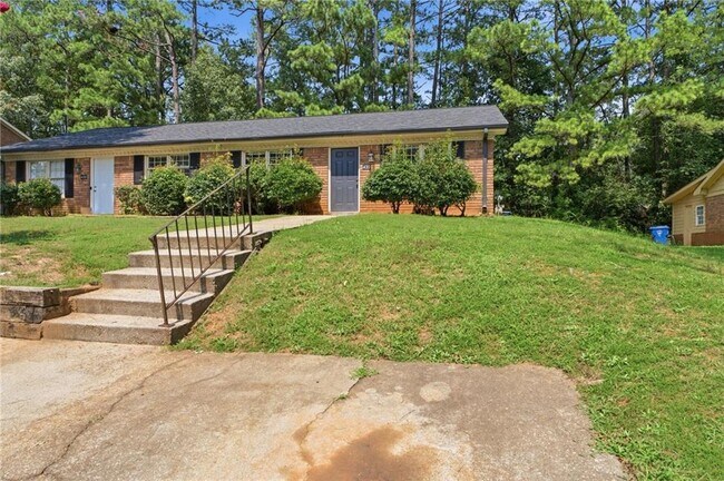 Building Photo - 432 Charleston Ln