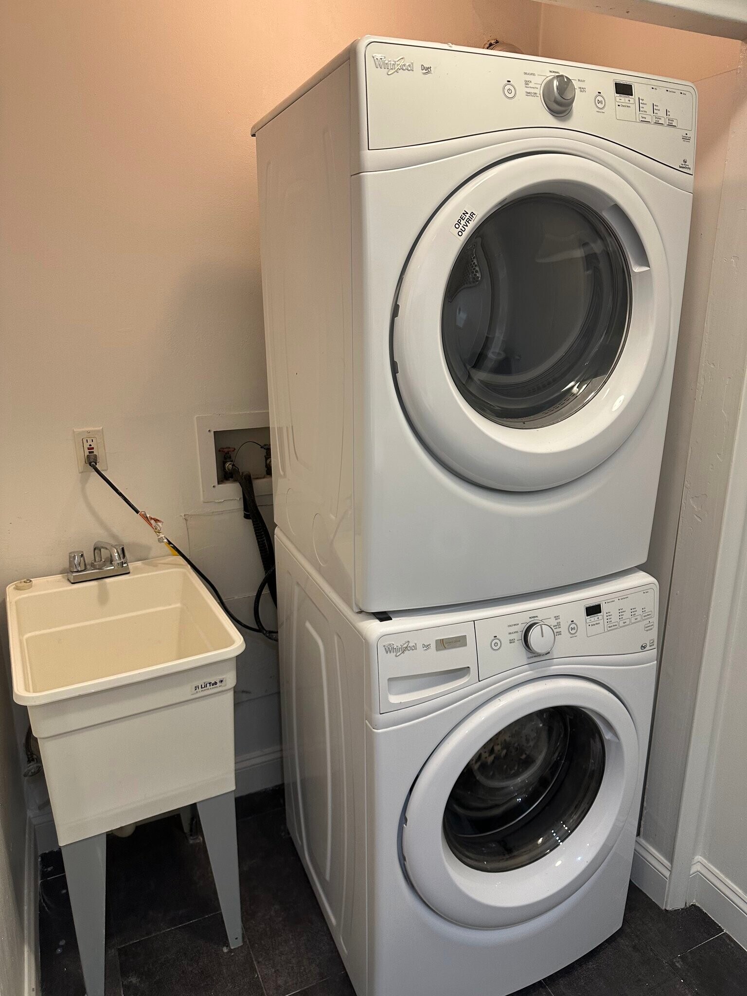 Building Photo - 31120 Hunters Dr