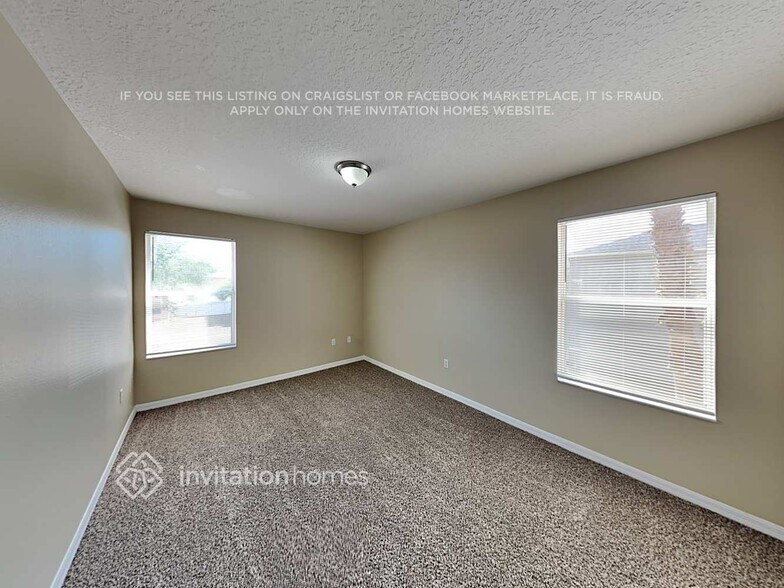 Building Photo - 10721 Boyette Creek Blvd