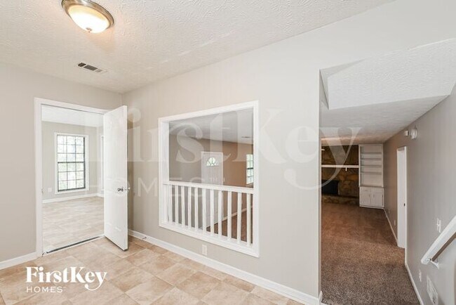 Building Photo - 2848 Maple Grove Dr