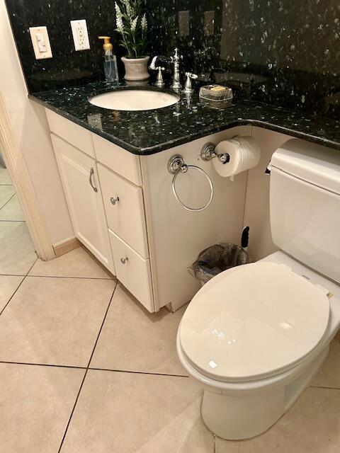 Building Photo - 6435 Bay Club Dr