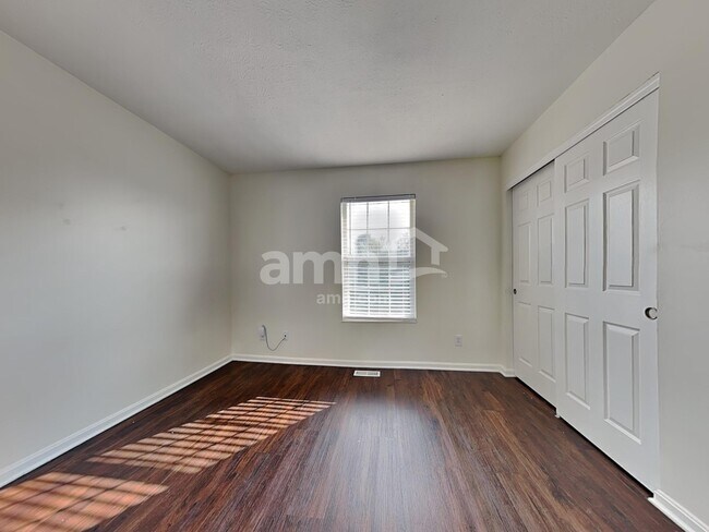 Building Photo - 1048 Reveres Run