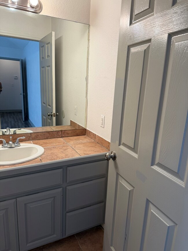 Building Photo - 4515 Monty Dr