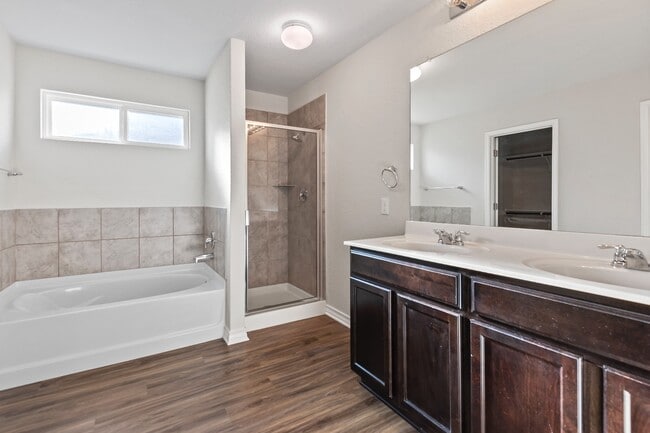 Building Photo - 13349 Bearded Flt