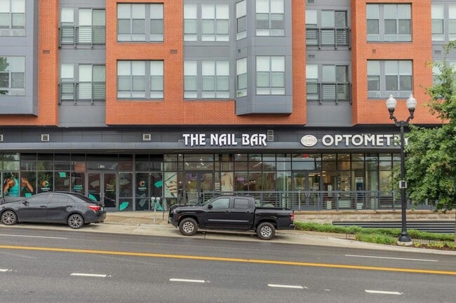 Building Photo - 935 S Taylor St