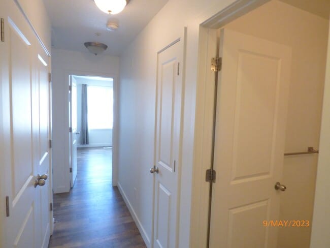 Building Photo - Upgraded 3 Bed 2.5 Bath Townhome in Herriman