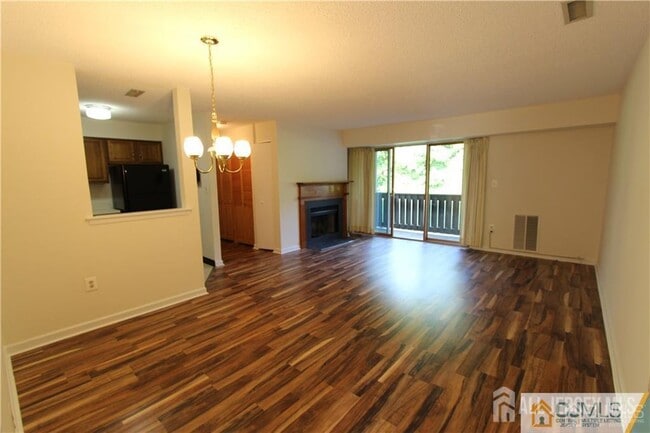 Building Photo - 1103 Aspen Dr
