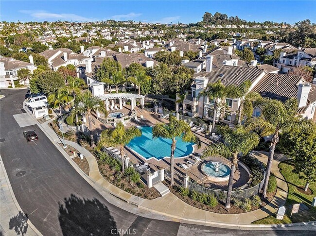 Building Photo - 31 Shorebreaker Dr