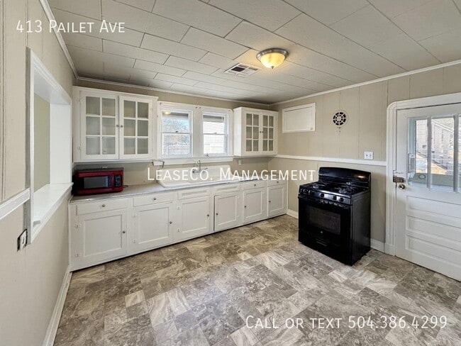 Building Photo - 413 Pailet Ave