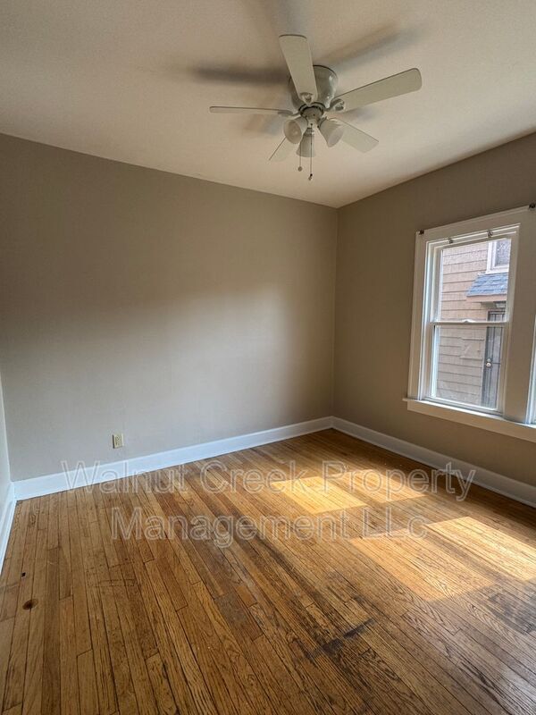 Building Photo - 17812 E Park Dr