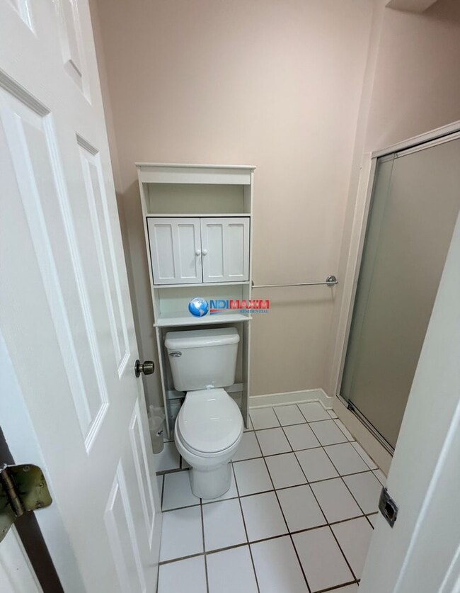 Building Photo - Nice 2-story house in the City of BUFORD schools