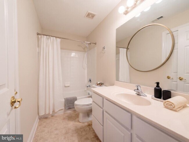 Building Photo - 8358 Millom Ct