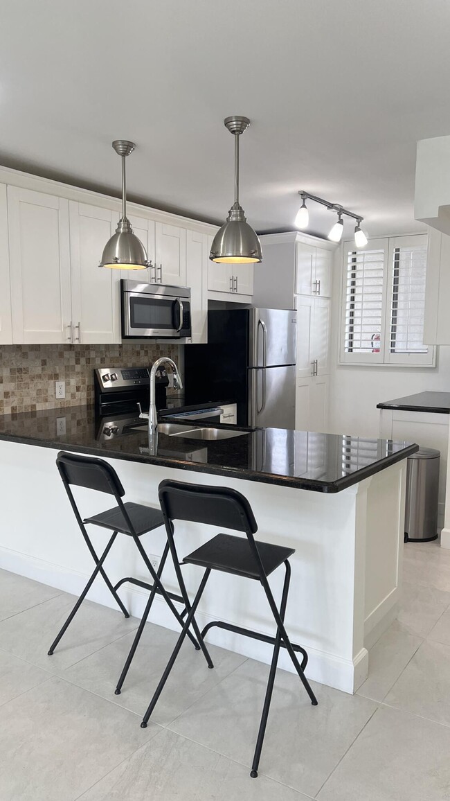 Building Photo - 4381 Trevi Ct