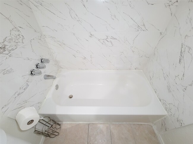 Building Photo - 8514 Opalwood Ct