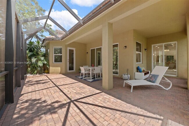Building Photo - 8186 Fiera Ridge Dr