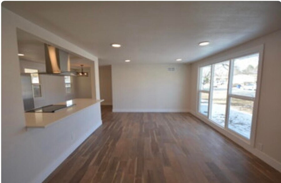 Building Photo - 2790 W 73rd Ave