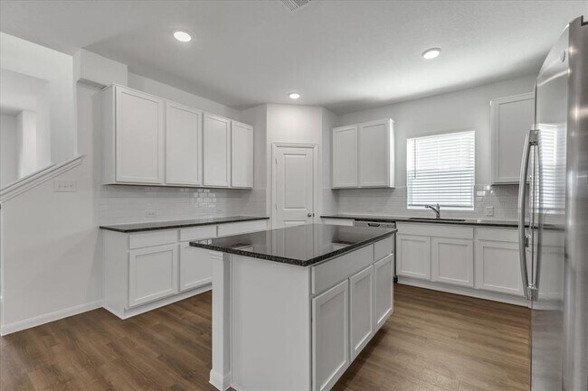 Building Photo - 202 Tokalaun Dr