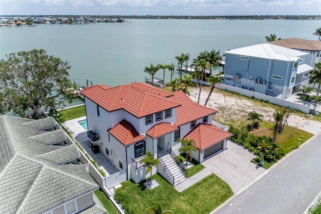 Building Photo - 4 Paradise Ln