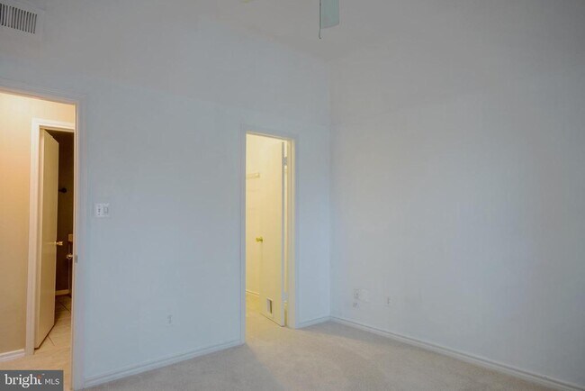 Building Photo - 12162 Penderview Ln