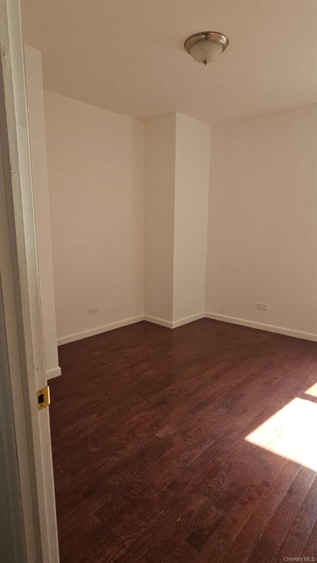 Building Photo - 76 Bay 23rd St