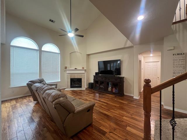 Building Photo - 5909 Vineyard Ln