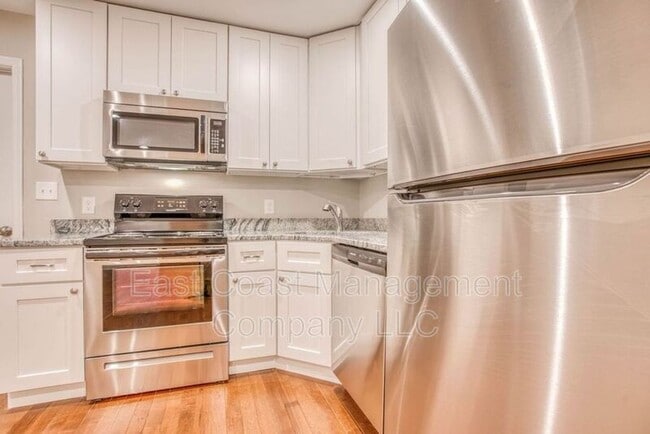 Building Photo - 1623 E Baltimore St