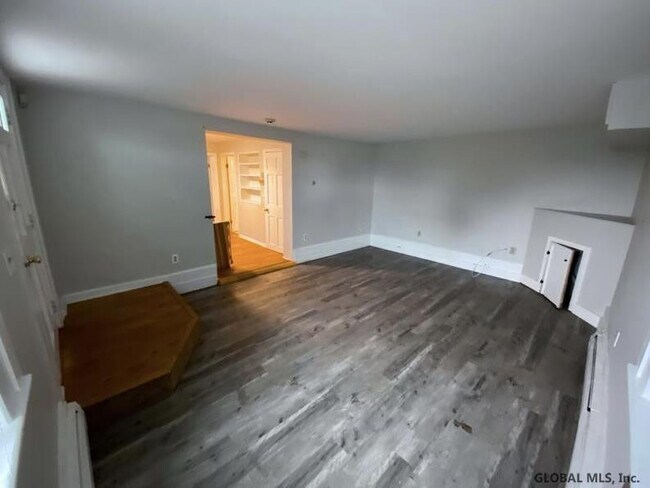 Building Photo - 9 Terminal Rd