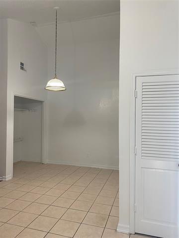 Building Photo - 337 Conger Dr