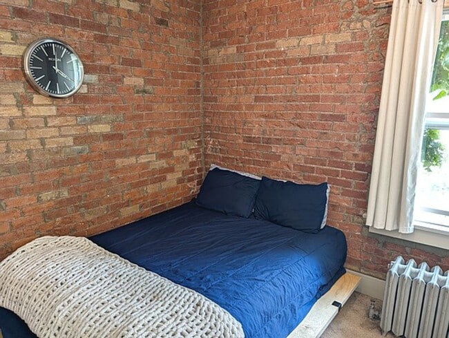 Building Photo - 9WIL919