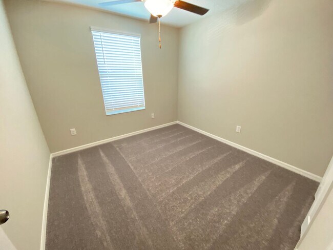 Building Photo - 4404 Eternal Prince Dr