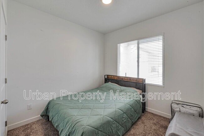 Building Photo - 3761 W 620 N
