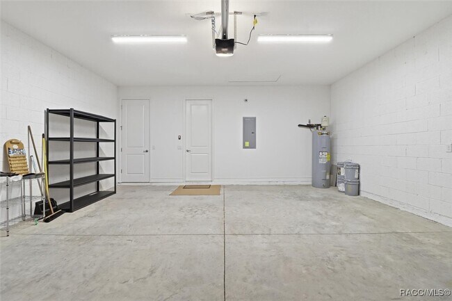 Building Photo - 4195 N Pink Poppy Dr