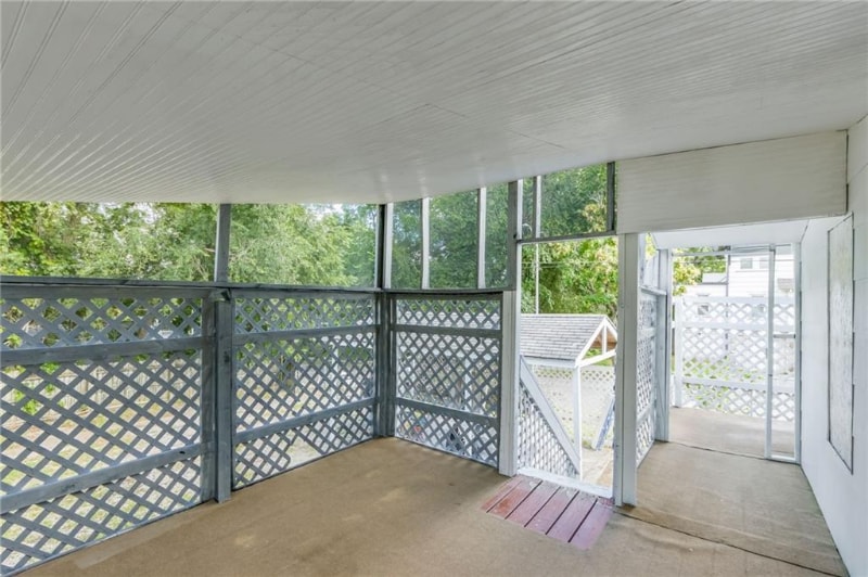 Building Photo - 6143 Forest Ave