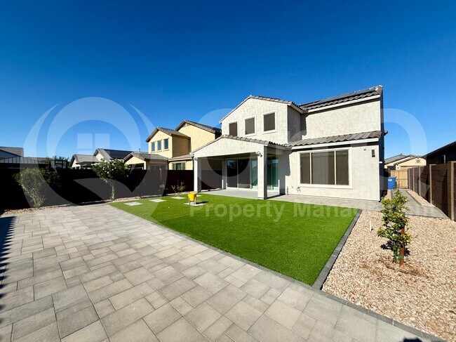 Building Photo - 9030 S 67th Dr
