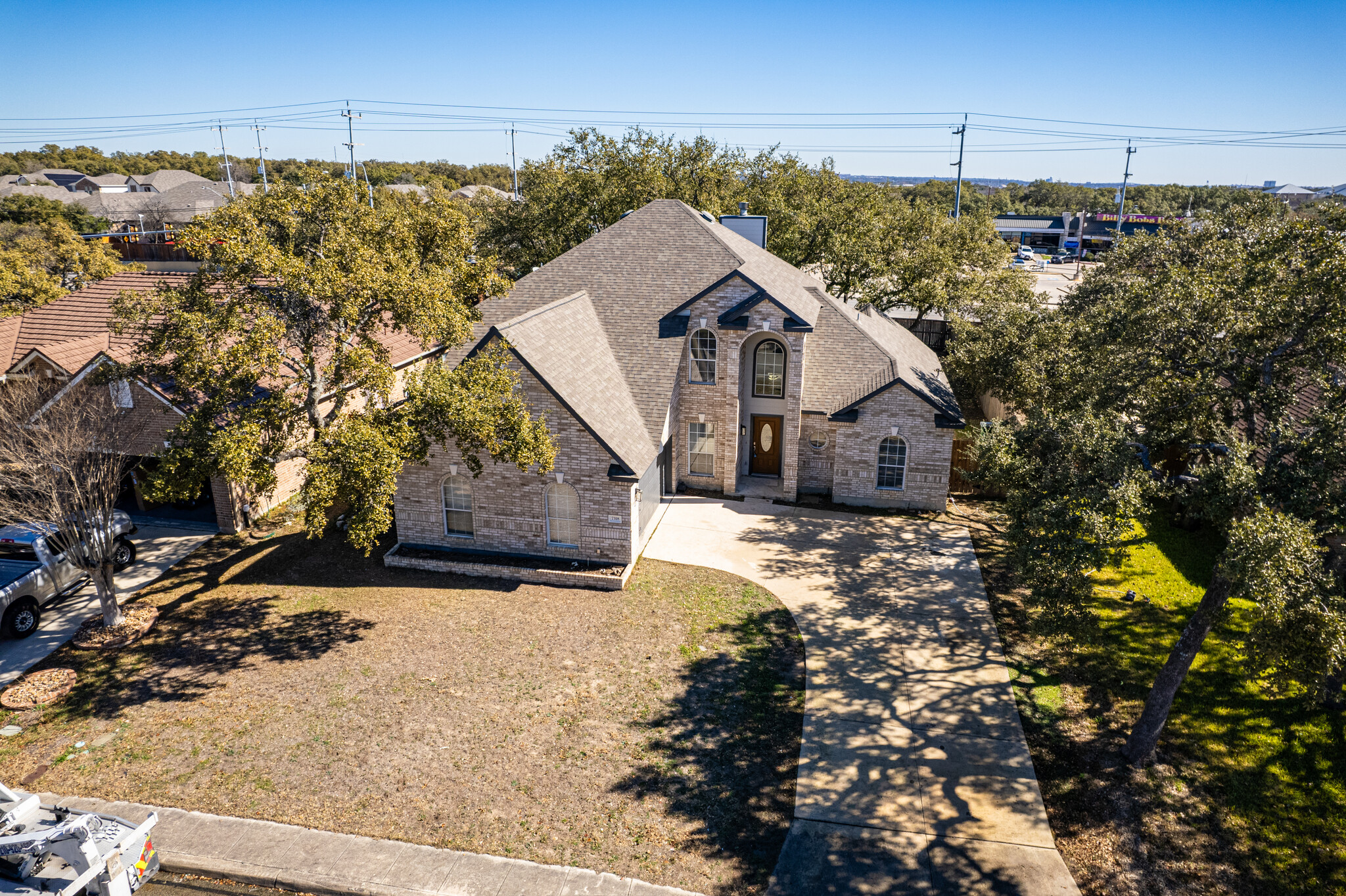 :) - 7318 Chimney Bluff