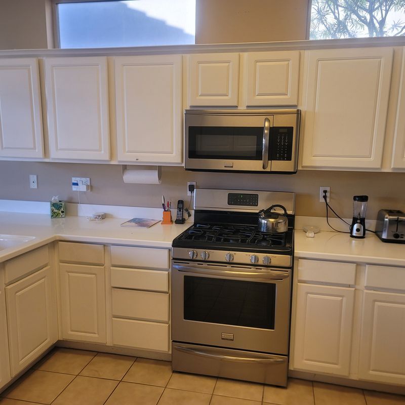 Building Photo - 78702 Platinum Dr